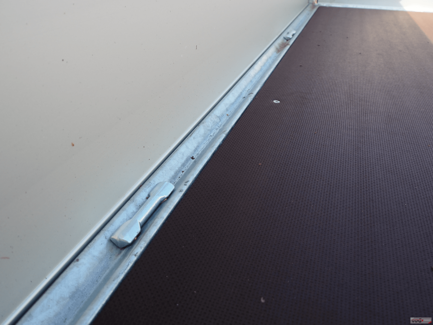 Henra plateauwagen 401x185 2700kg met sledes €2975,- voorraadnummer 12 (20)