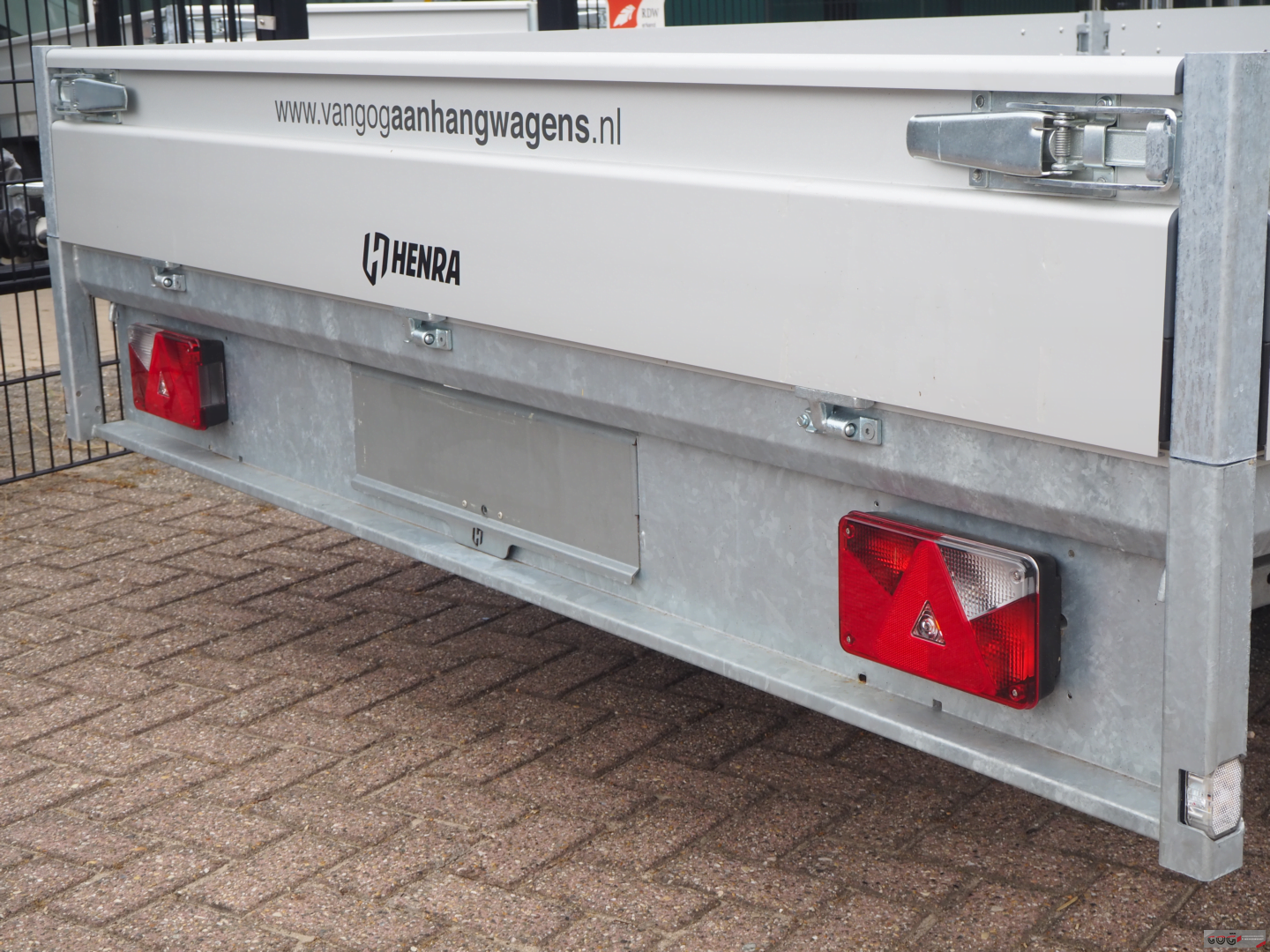 Henra plateauwagen 503x222 3500kg oprijplaatsledes Bkeuze €4310 voorraadnummer 25 (12)