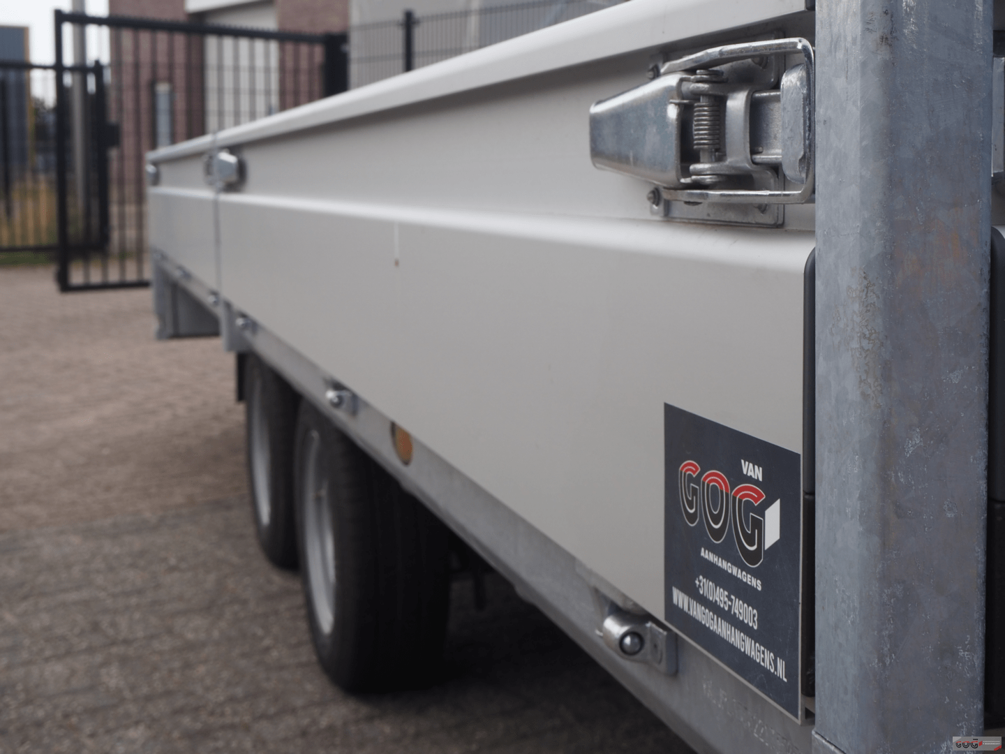 Henra plateauwagen 503x222 3500kg oprijplaatsledes Bkeuze €4310 voorraadnummer 25 (17)