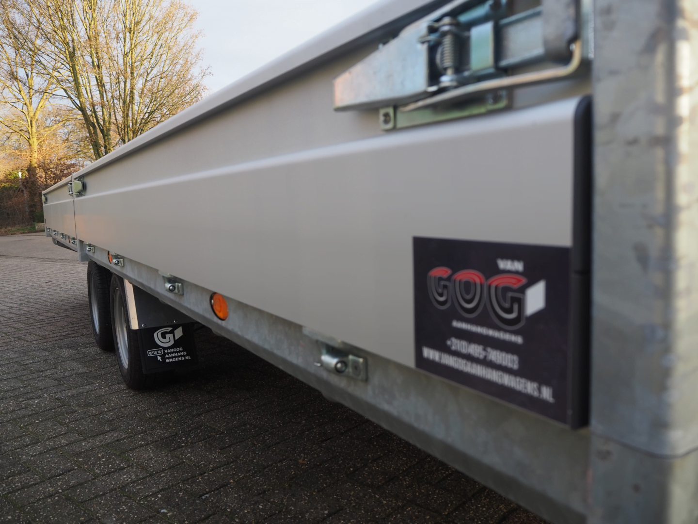 Henra plateauwagen 553x222 3500kg sledes €5550 voorraadnummer 5 (6)