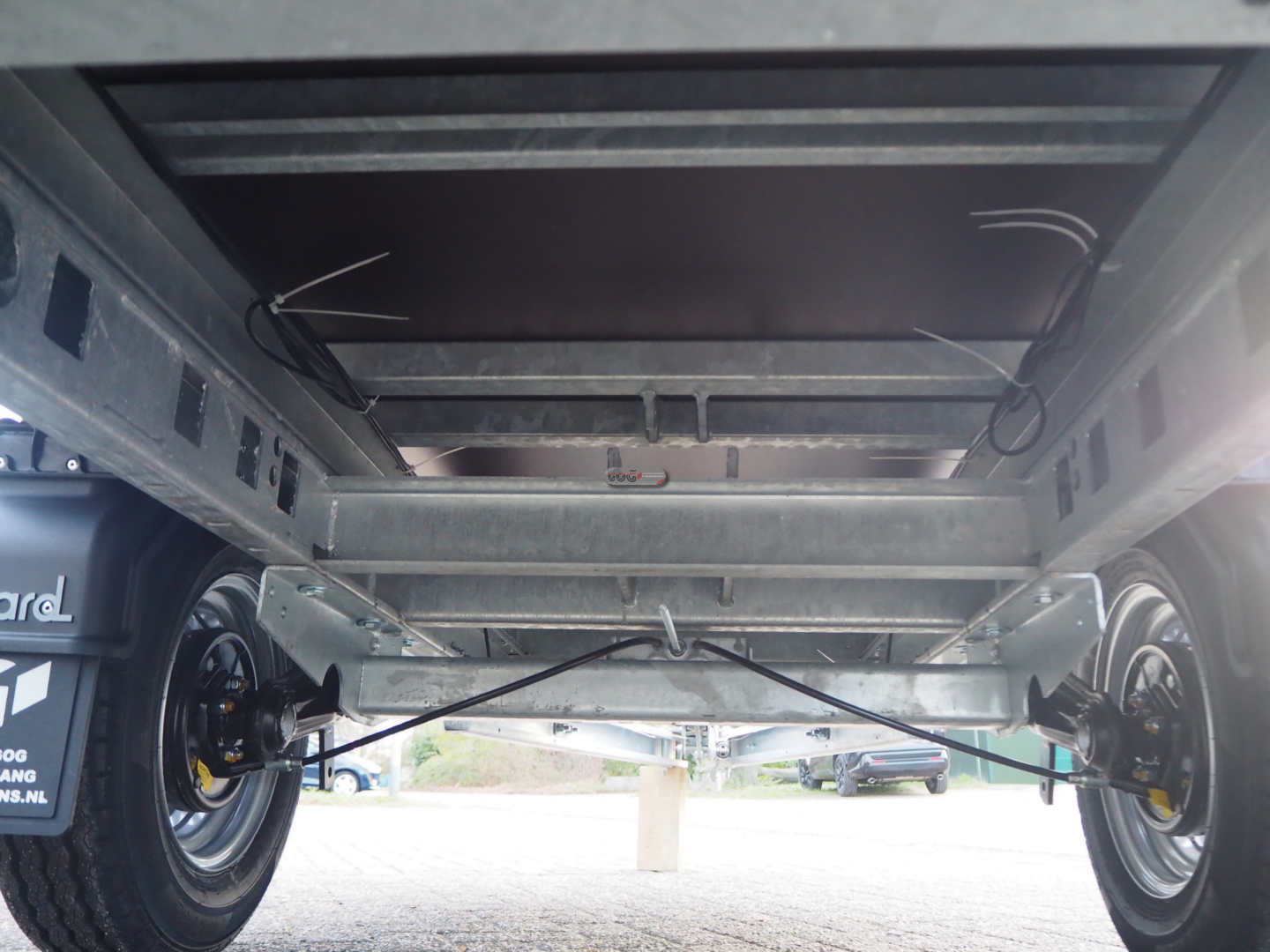 Eduard plateauwagen 256x150 1350kg 66cm b-keuze € 1500 excl. 21%BTW voorraadnummer 148 (3)