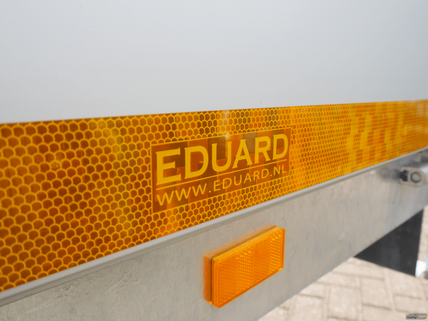 Eduard plateauwagen 310x160 lvh 63 2000kg (4)