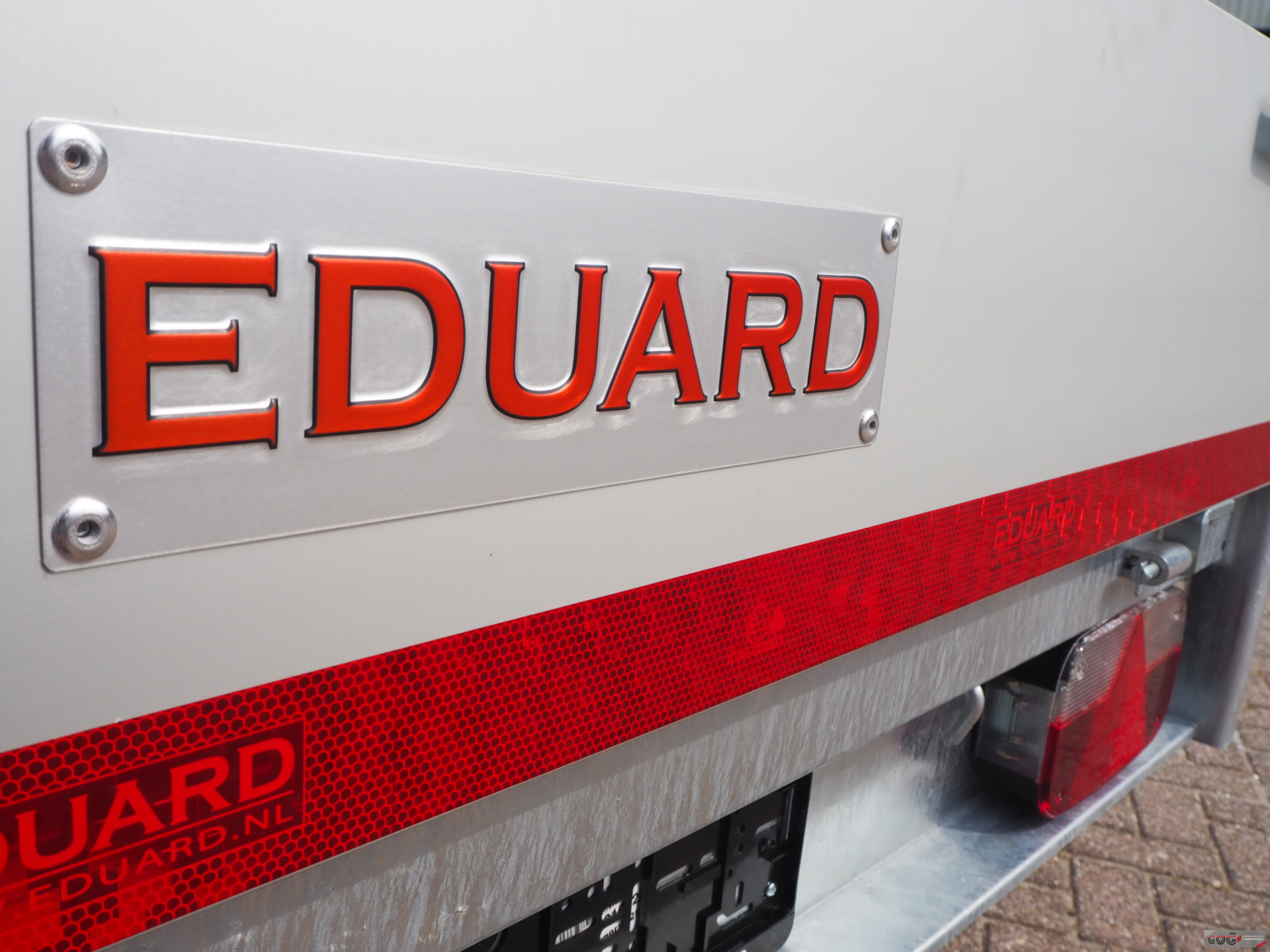 Eduard plateauwagen 310x160 lvh 63 2000kg (5)