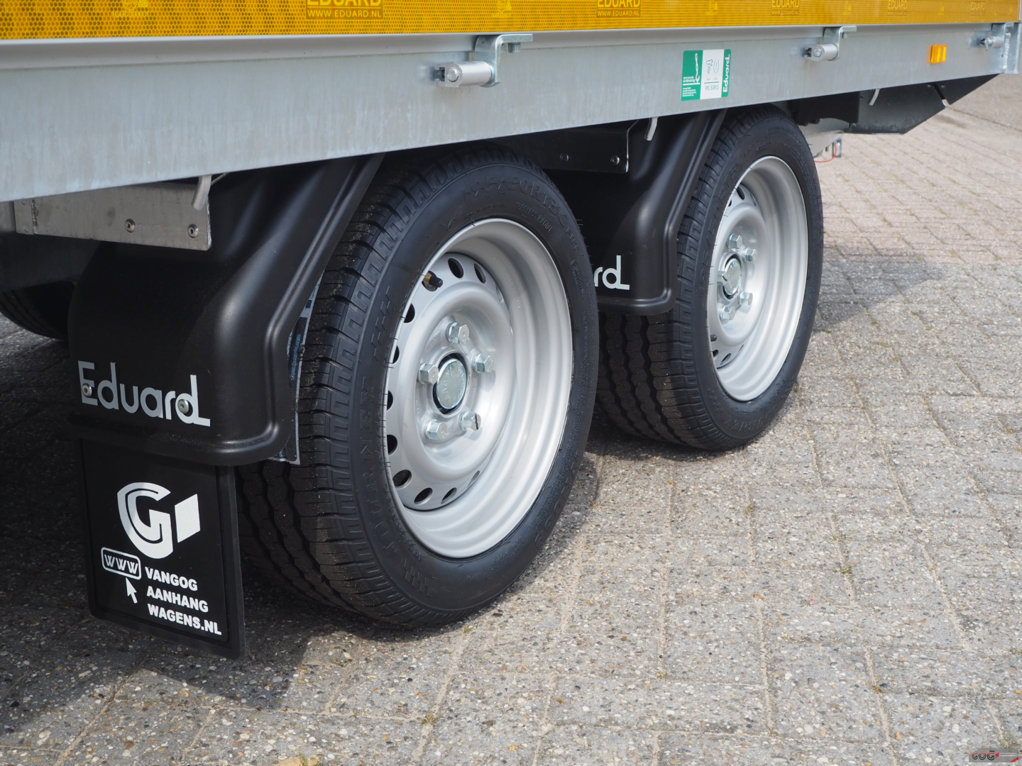 Eduard plateauwagen 310x160 lvh 63 2000kg (7)