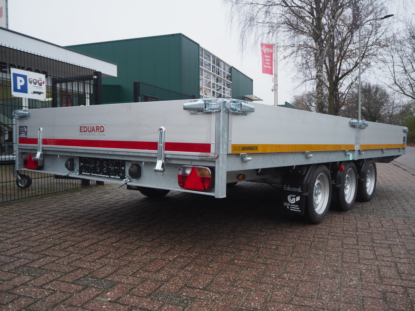 Eduard plateauwagen 456x220 3500kg tridem lvh 63cm €5000 voorraadnummer 72 (10)