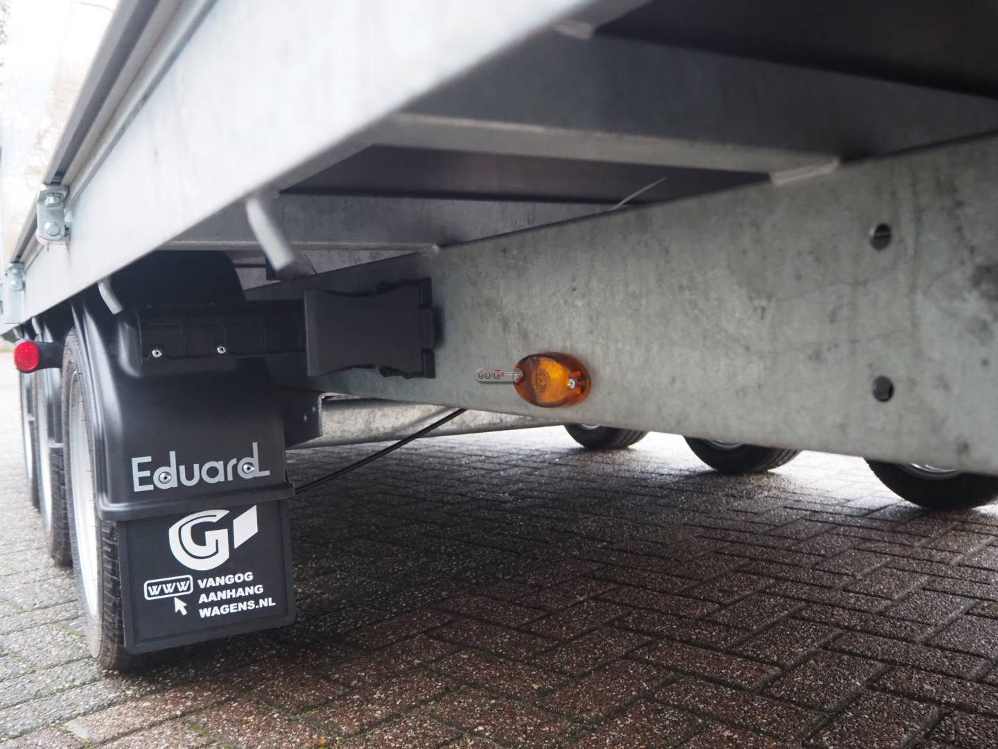 Eduard plateauwagen 456x220 3500kg tridem lvh 63cm €5000 voorraadnummer 72 (5)