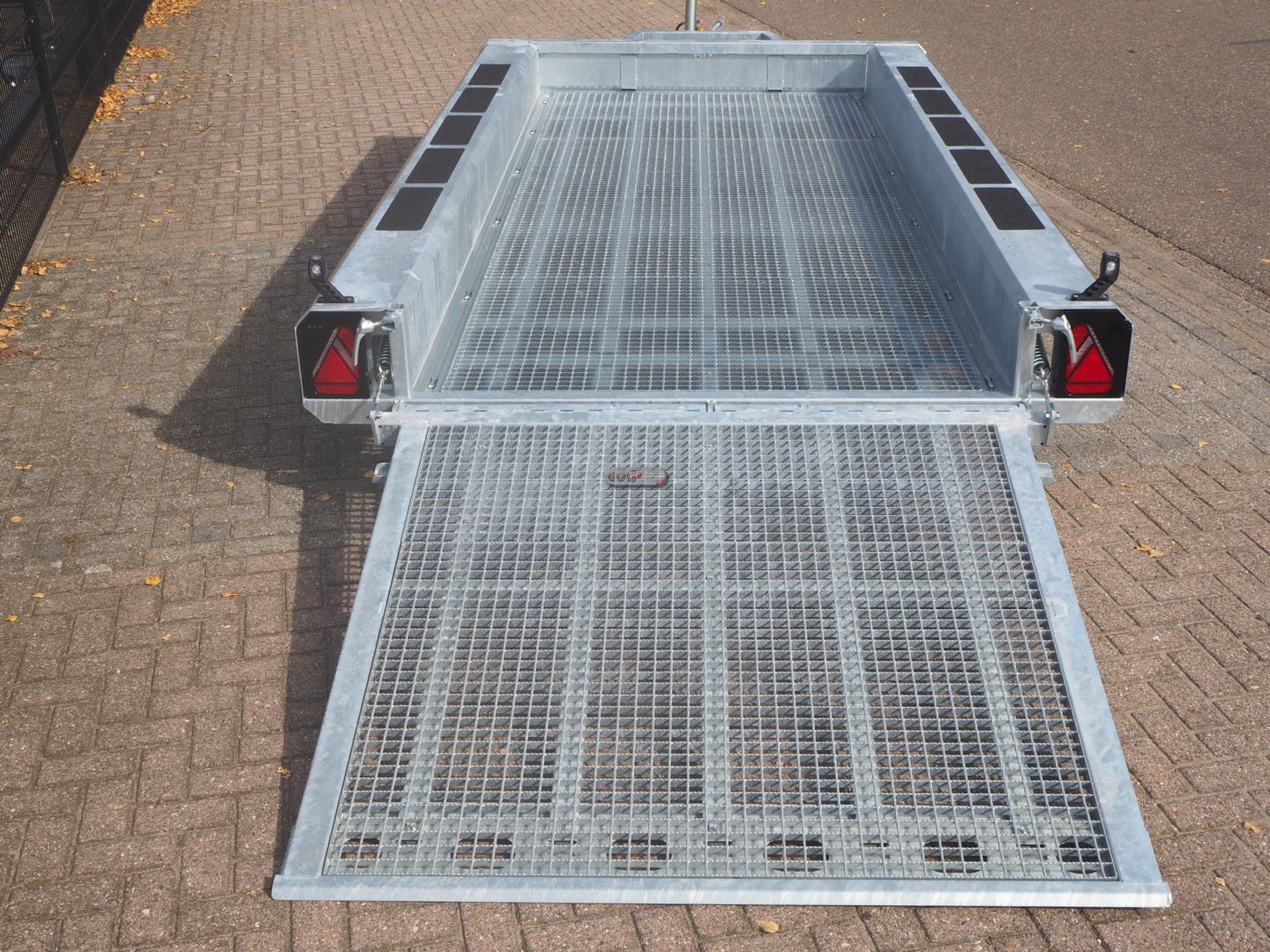 Henra machinetransporter 400x175 3500kg expert uitvoering roosterprofiel laadvloer klep 165 ipv 115cm € 6390 excl. 21%BTW (14)
