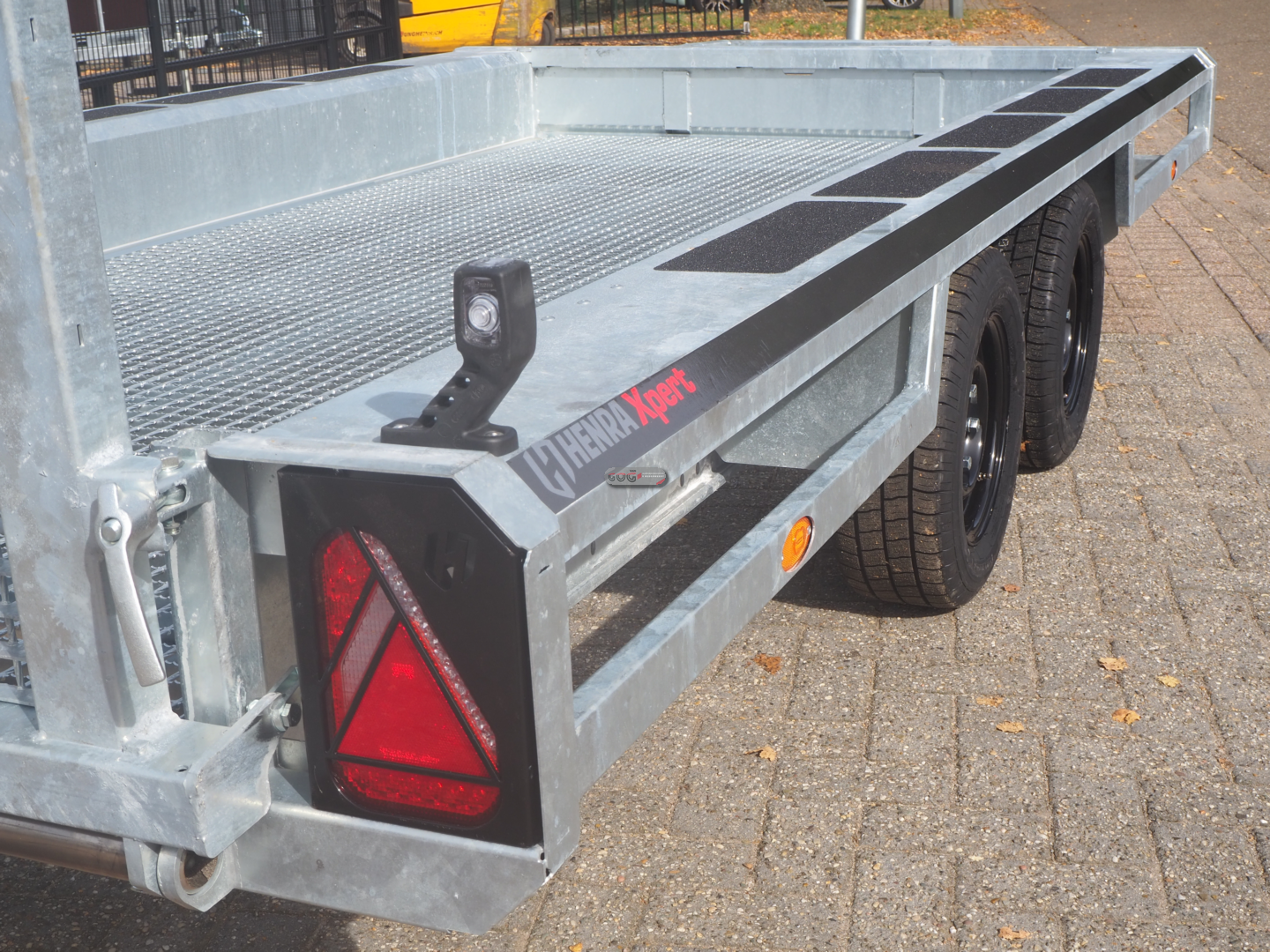 Henra machinetransporter 400x175 3500kg expert uitvoering roosterprofiel laadvloer klep 165 ipv 115cm € 6390 excl. 21%BTW (8)